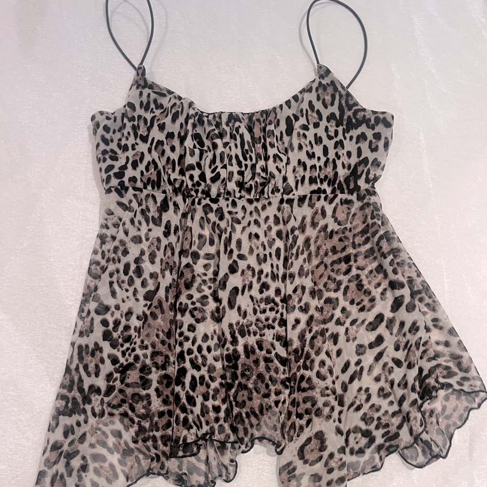 Cute trendy Leopard Print Women's top (translucent bottom)